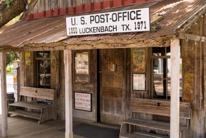 Luckenbach Texas song shack dance hall daniel-lloyd-blunk-fernandez unsplash