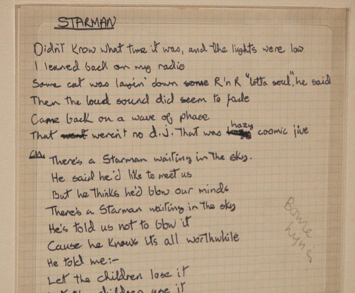 Bowie-Is-Starman-lyrics