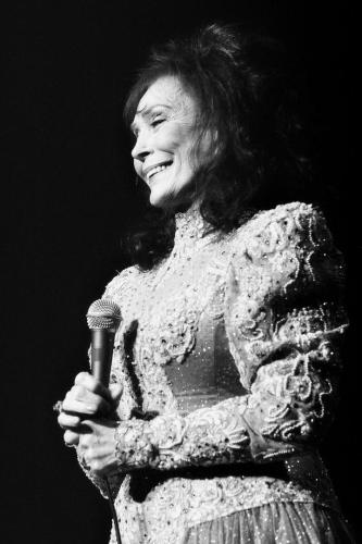Loretta Lynn at the Paramount Theatre, Denver in 2009.